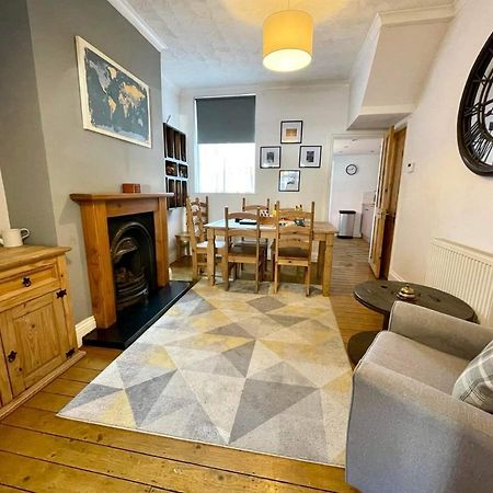 Spacious 3 Bedroom Retreat For Professionals Kingston upon Hull Extérieur photo