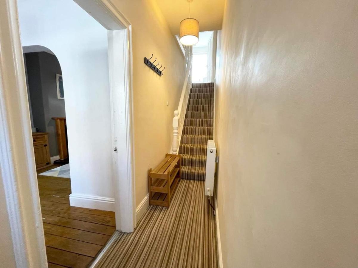 Spacious 3 Bedroom Retreat For Professionals Kingston upon Hull Extérieur photo