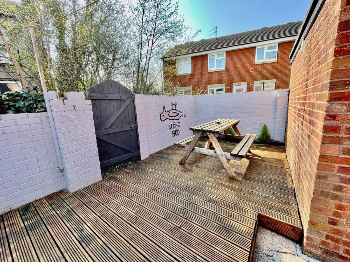 Spacious 3 Bedroom Retreat For Professionals Kingston upon Hull Extérieur photo